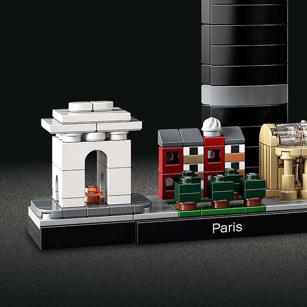LEGO（レゴ）アーキテクチャーシリーズ「パリ　スカイラインセット」　凱旋門とシャンゼリゼの参考画像